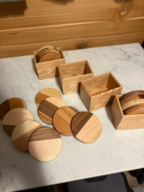 Handcrafted Two-Tone Wooden Coaster Set with Storage Box - Picture 7 of 7